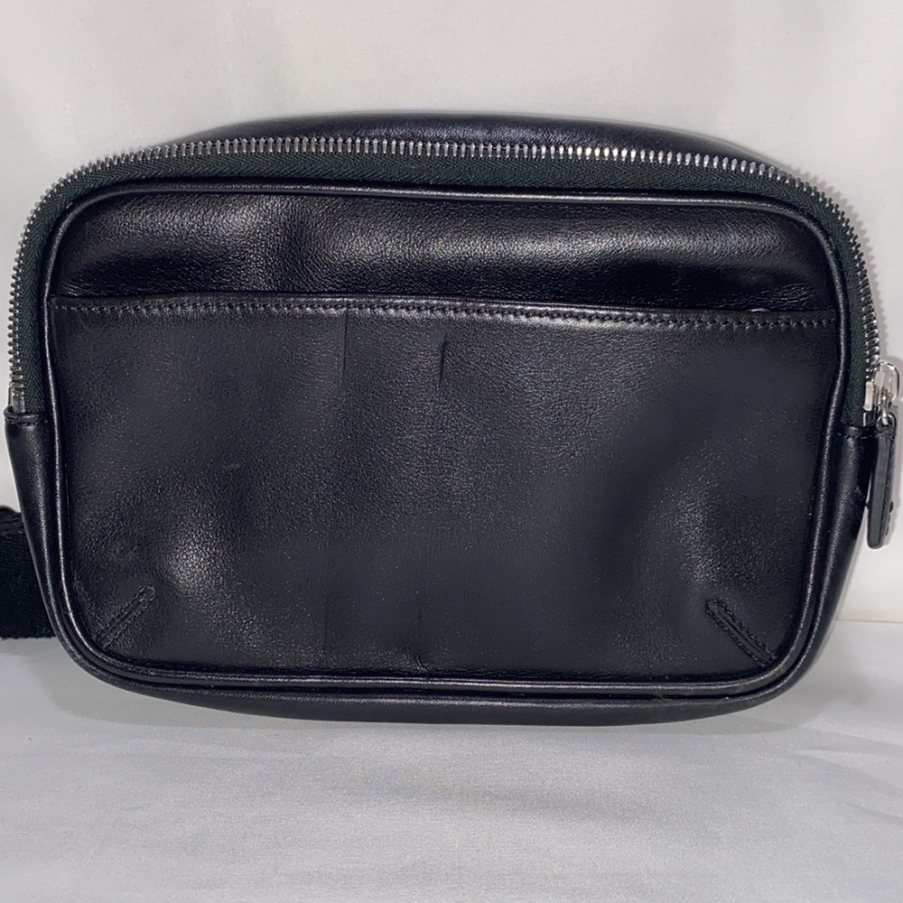 C O A C H 🌟BLACK LEATHER/CANVAS WAIST FANNY
BAG ~ # AO4S5446🌟TAG🌟SILVER HARDWARE